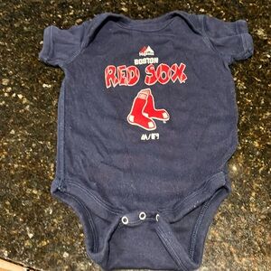 Red Sox onesie size 3-6 mths